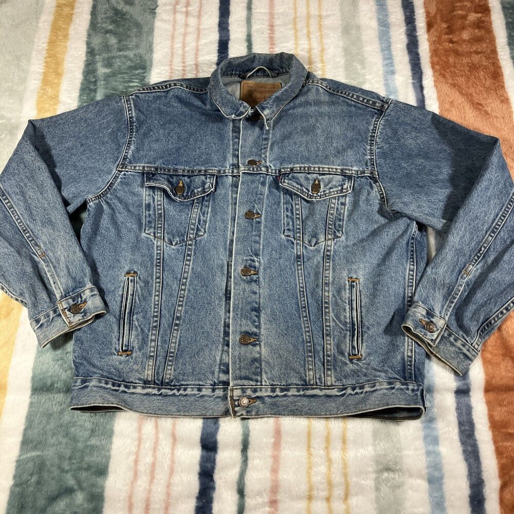 Vtg Levis Jacket Mens 527 Large Denim Trucker 70507 USA Made 1996 Pizza Faded